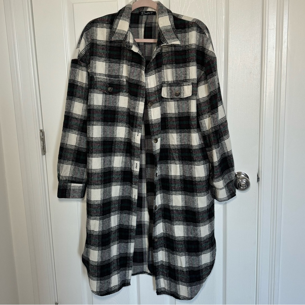 Simplee Plaid Shacket